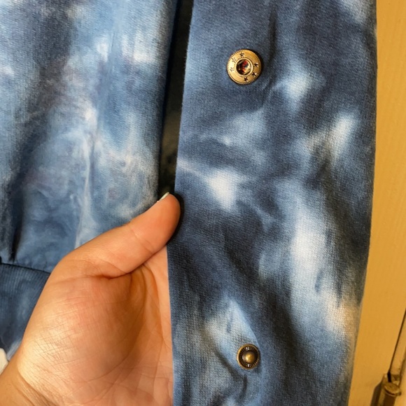 NWT Young Fabulous & Broke “Raissa” tie-dye hoodie sweatshirt, M/L - Picture 4 of 7